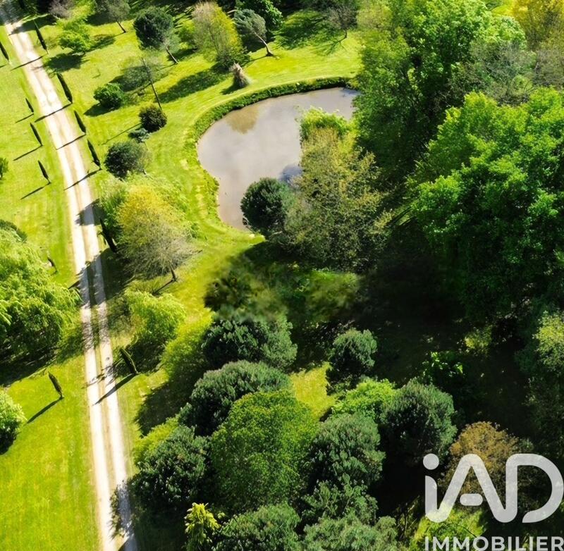 Maison - 185 m² - 5 pièces