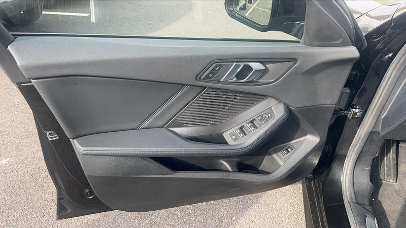 Bmw Série 1 (F70) 120i 170 Dkg7 m Sport - Automatique Entretien constructeur