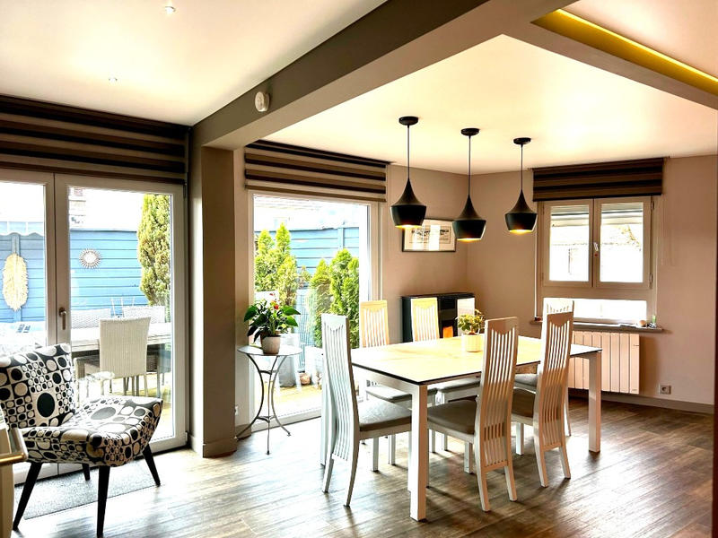 Maison - 110 m² - 6 pièces