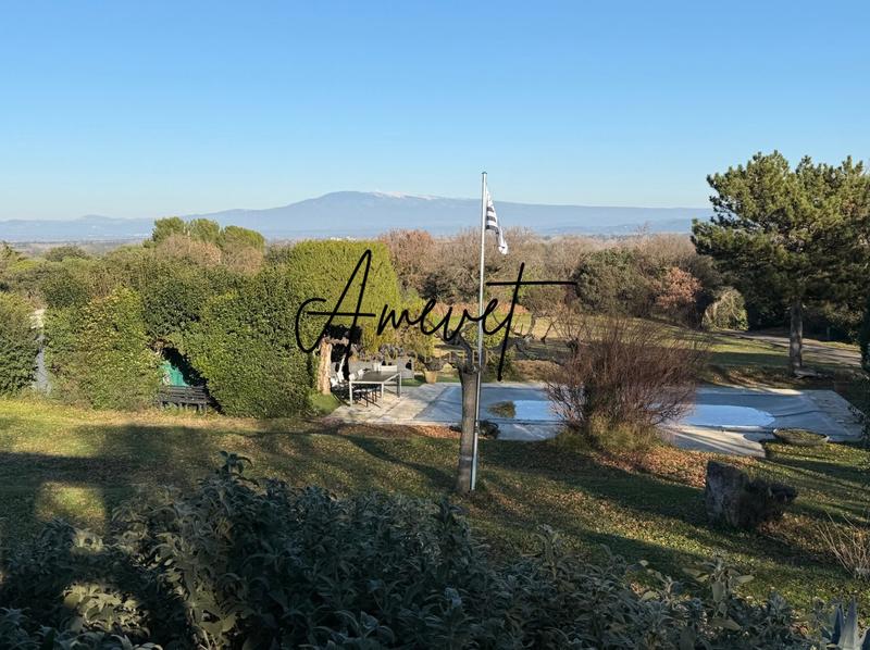 Maison - 97 m² - 4 pièces