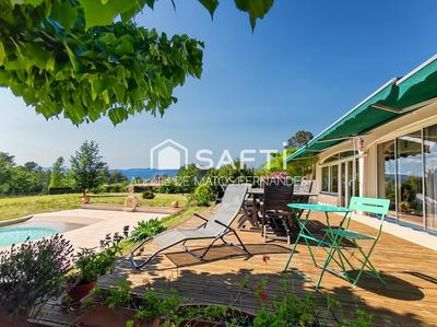 Maison - 163 m² - 5 pièces