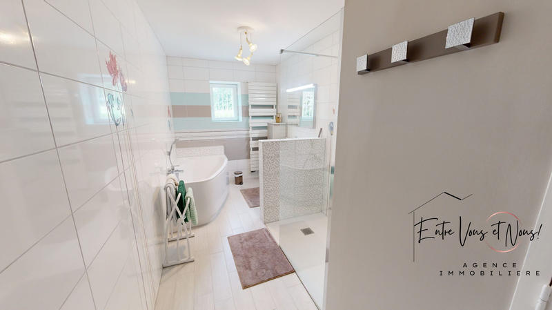 Maison ancienne - 415 m² - 11 pièces