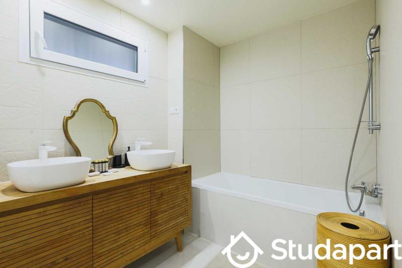 Appartement - 103 m² - 4 pièces