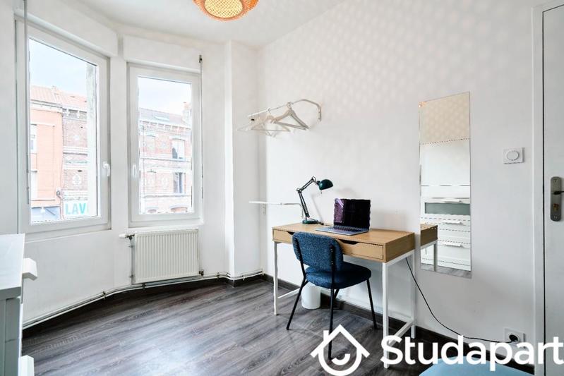 Chambre - 12 m² - 1 pièce