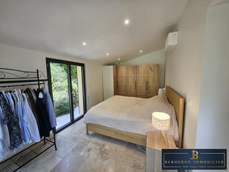 Maison - 185 m² - 5 pièces