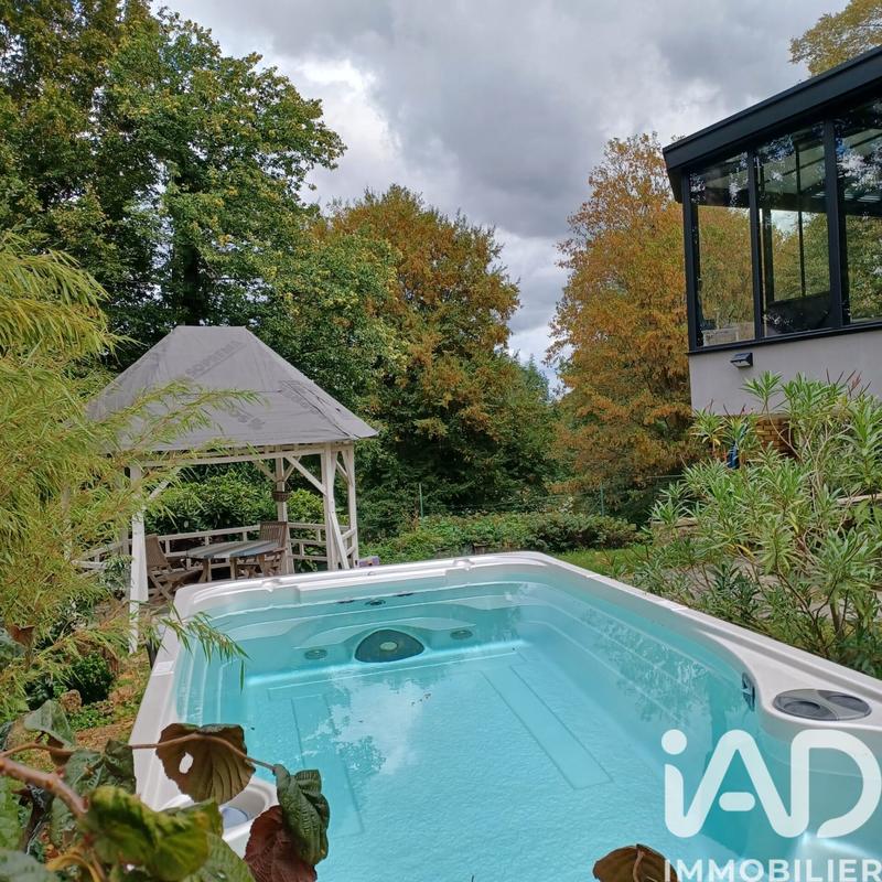 Maison - 140 m² - 7 pièces