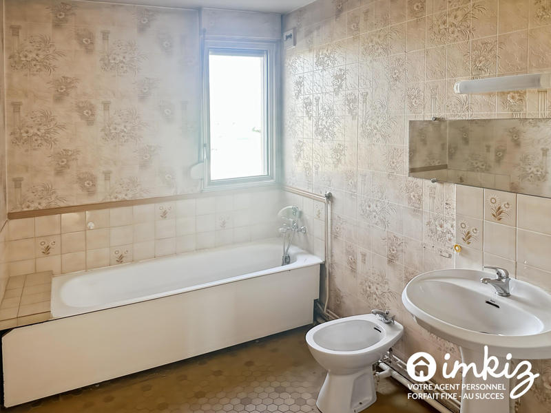 Appartement - 65 m² - 2 pièces