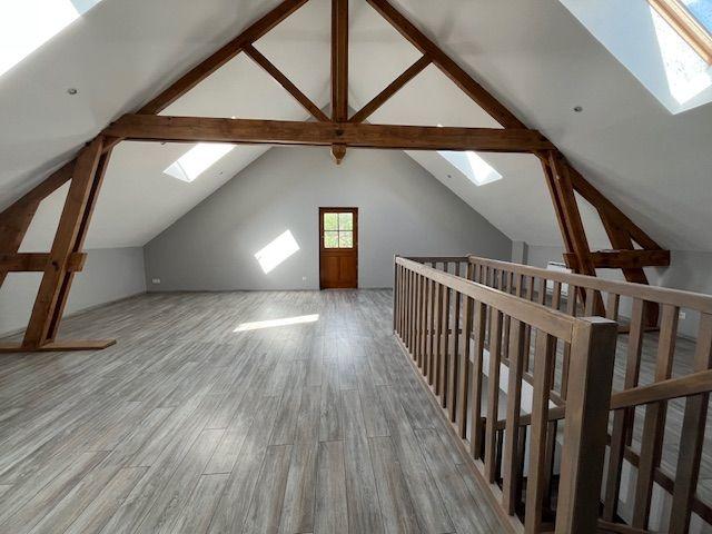 Maison - 258 m² - 6 pièces