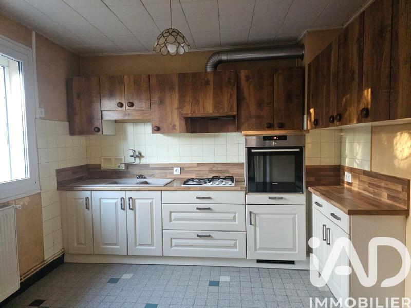 Maison - 79 m² - 5 pièces