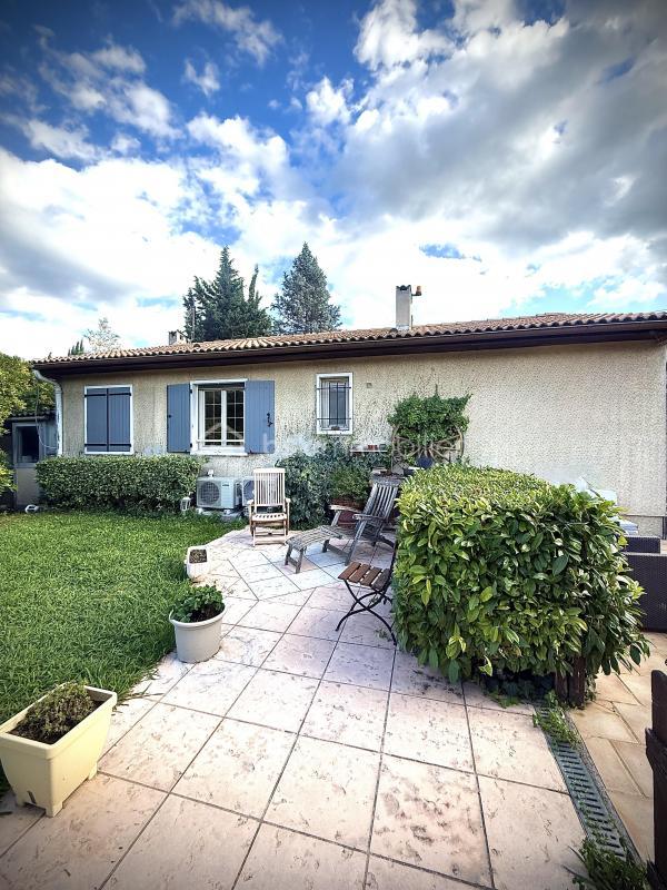 Villa - 165 m² - 6 pièces