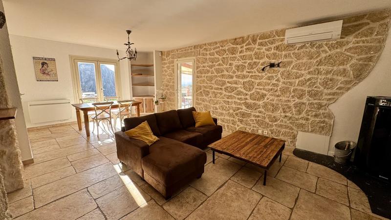 Villa - 149 m² - 4 pièces