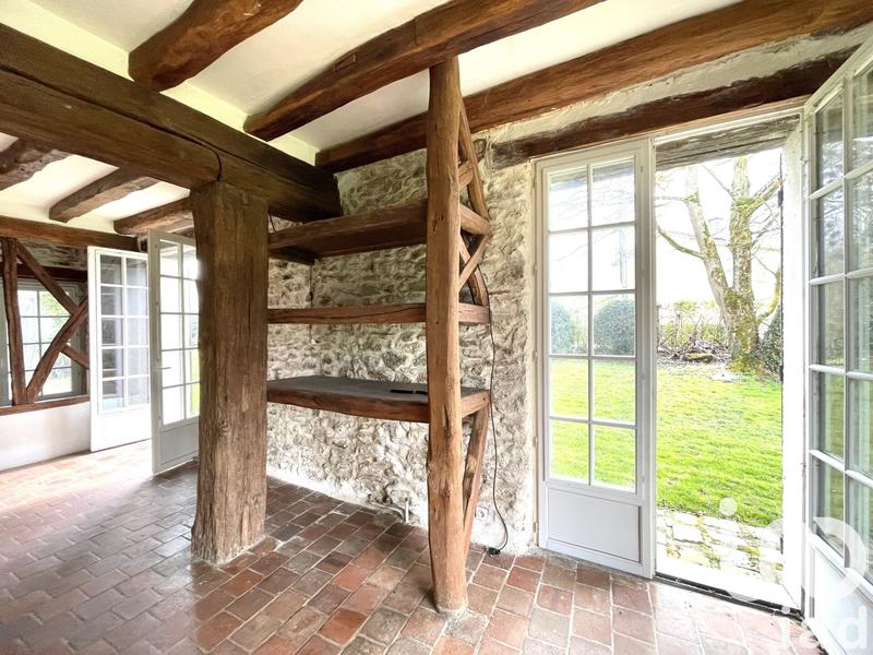 Maison - 372 m² - 9 pièces