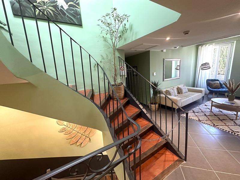 Fonds de commerce - 600 m²