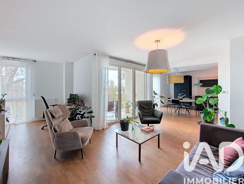 Appartement - 80 m² - 3 pièces