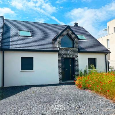 Maison - 95 m² - 5 pièces