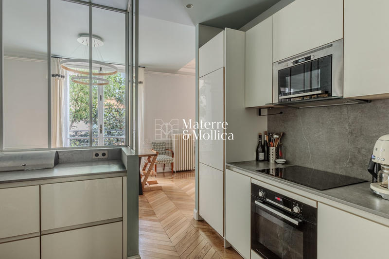 Appartement - 160 m² - 6 pièces