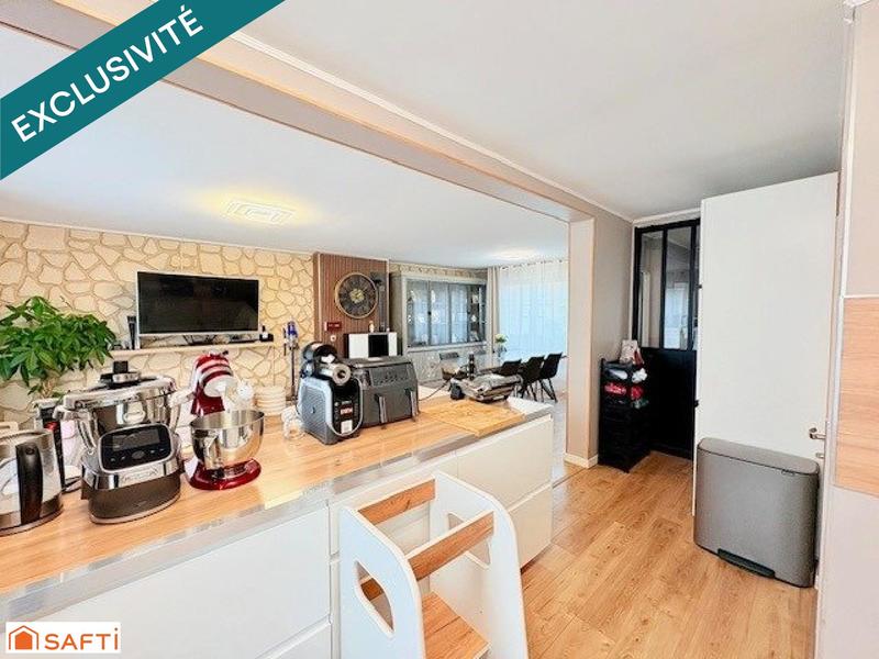 Maison - 92 m² - 5 pièces