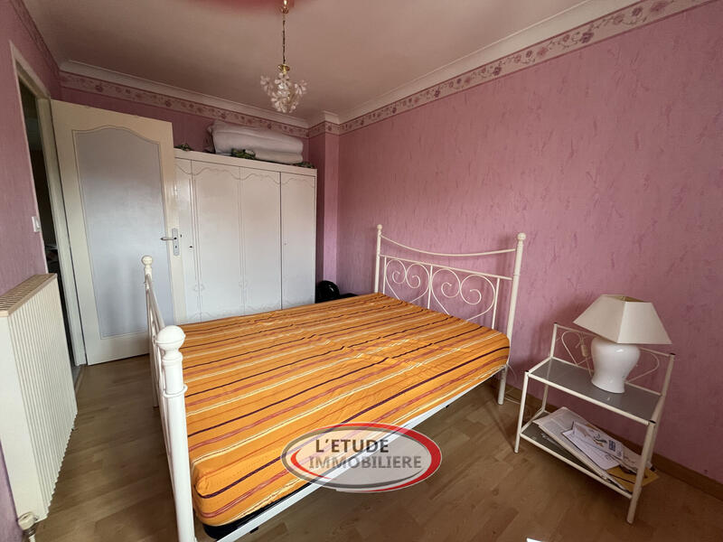 Maison - 93 m² - 5 pièces