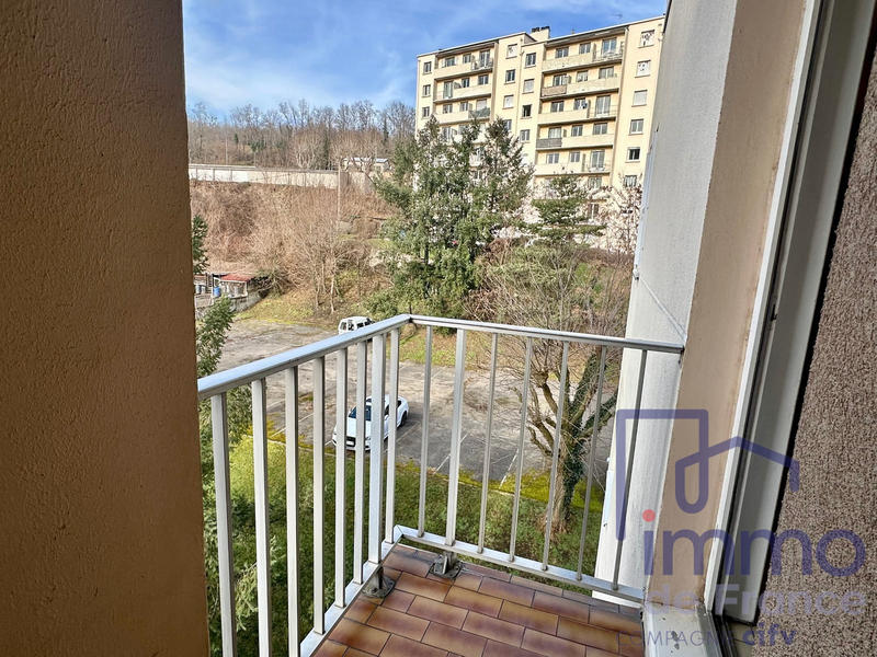 Appartement - 75 m² - 3 pièces