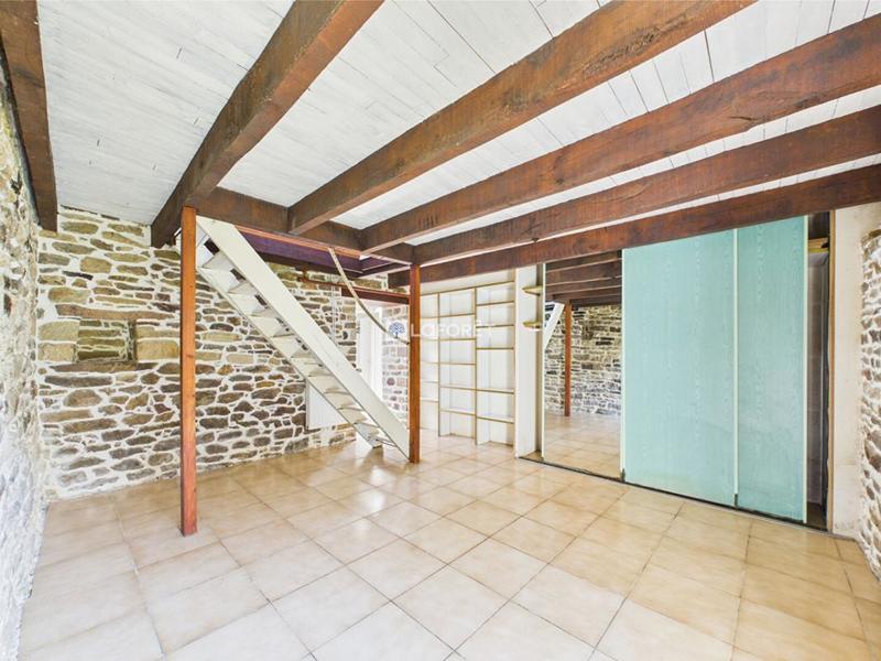 Maison en pierre - 170 m² - 6 pièces