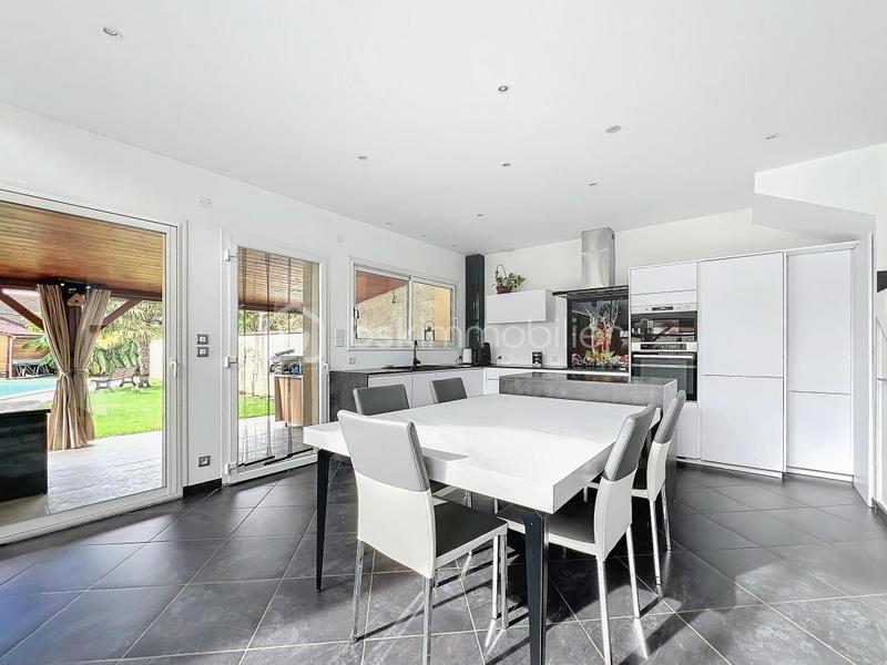 Maison d'architecte - 149 m² - 5 pièces