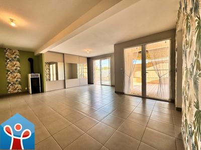 Maison - 87 m² - 3 pièces