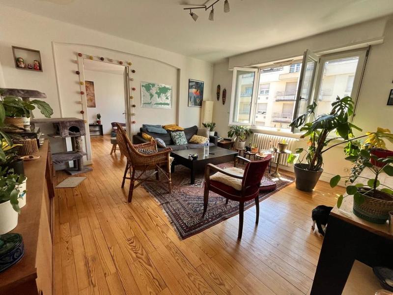 Appartement - 82 m² - 3 pièces