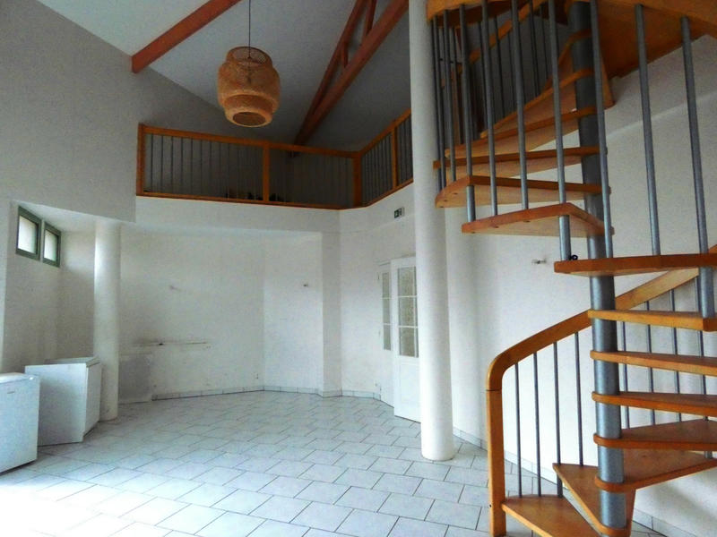 Local commercial - 142 m²