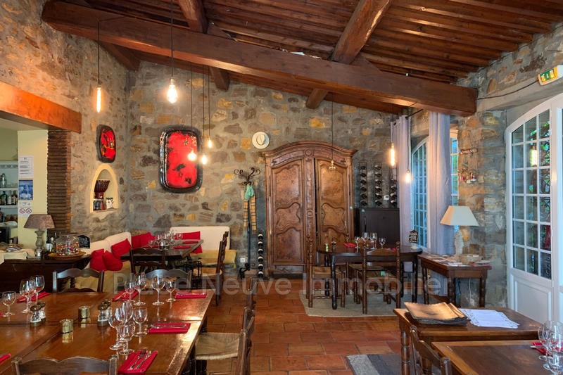 Local commercial - 255 m²