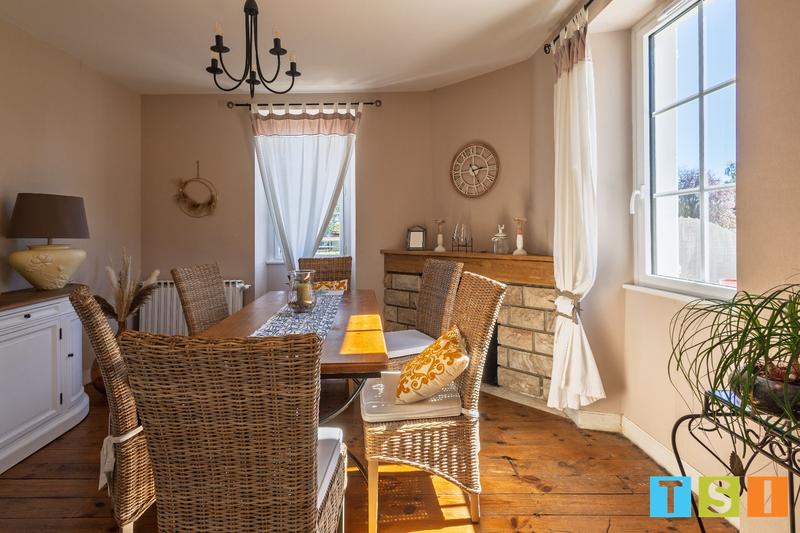 Maison - 122 m² - 5 pièces