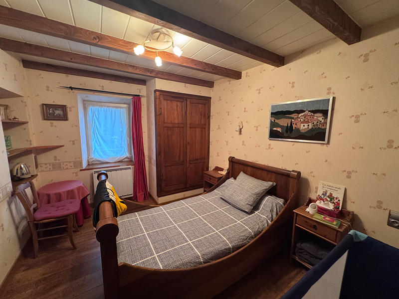 Maison - 288 m² - 10 pièces