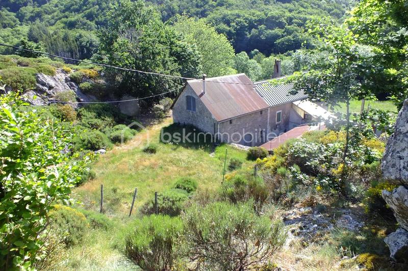 Corps de ferme - 100 m² - 5 pièces