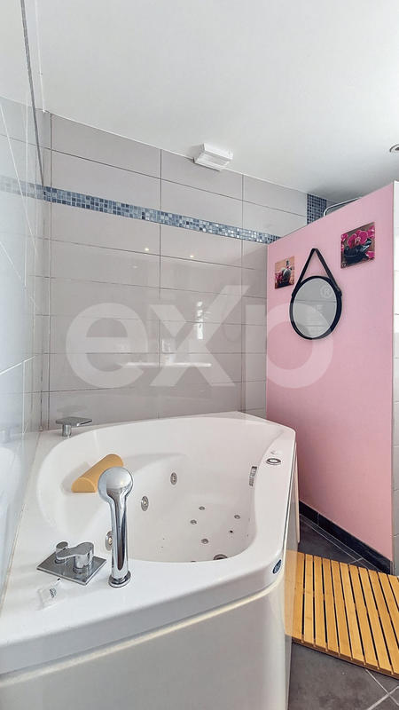 Maison traditionnelle - 97 m² - 5 pièces