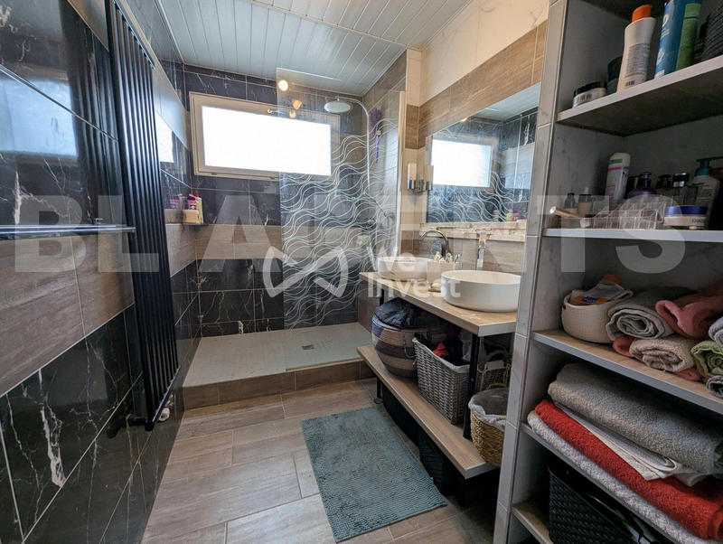 Appartement - 88 m² - 4 pièces