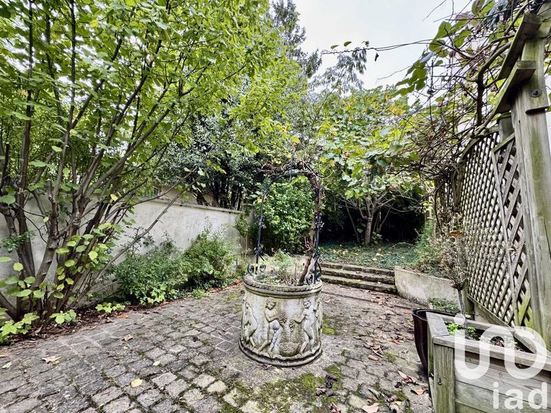 Maison - 200 m² - 7 pièces