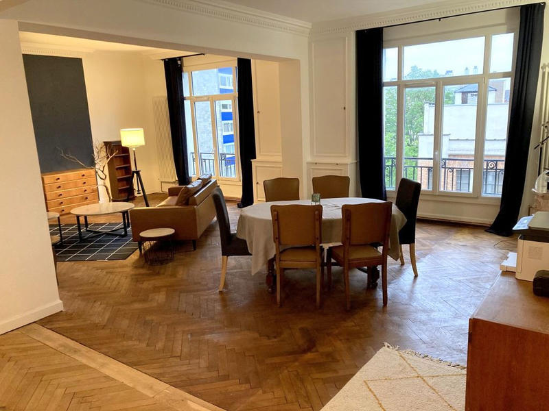 Appartement - 182 m² - 6 pièces