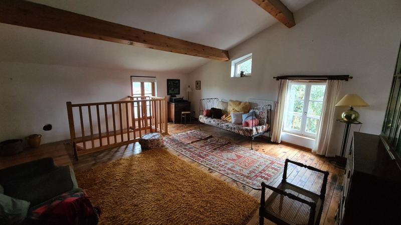 Maison - 150 m² - 5 pièces