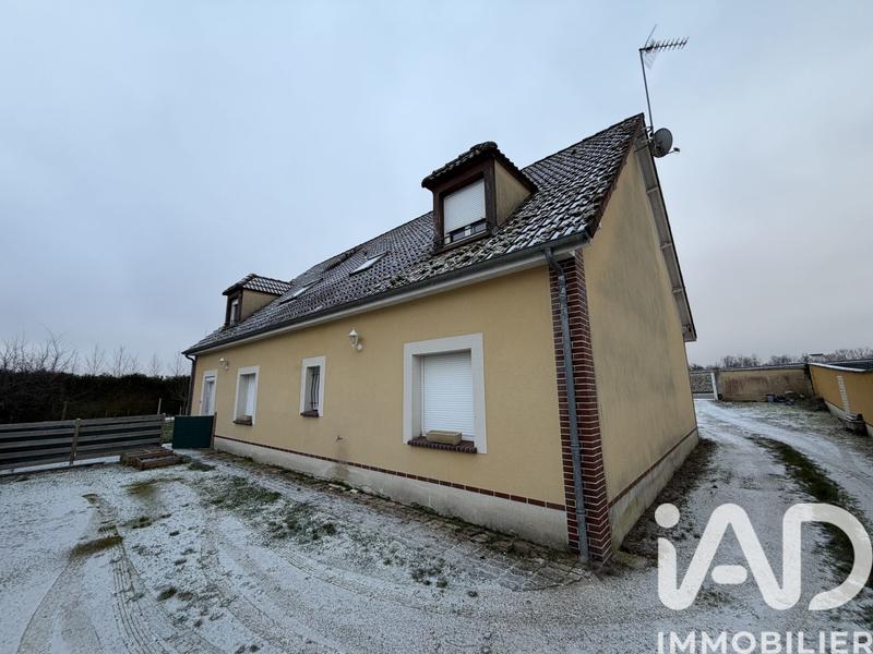 Maison - 212 m² - 8 pièces