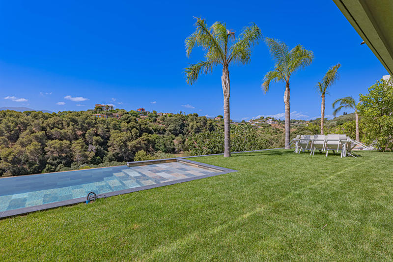 Maison - 156 m² - 5 pièces