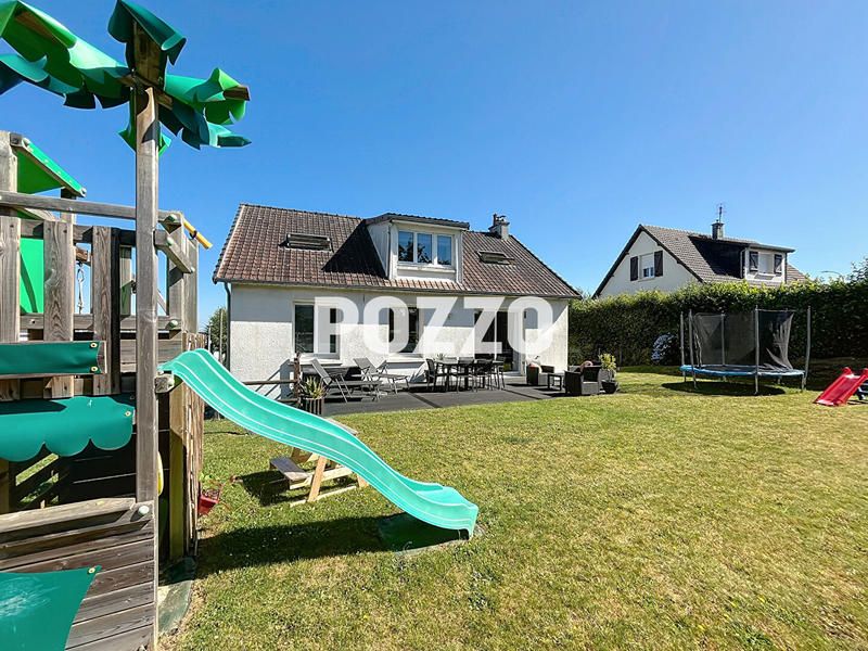 Maison - 102 m² - 5 pièces