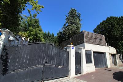 Immeuble - 425 m² - 3 pièces