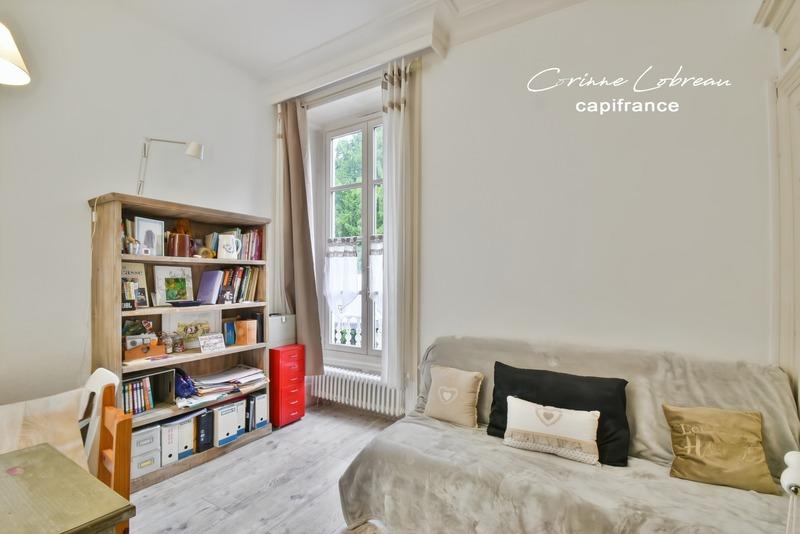 Appartement - 99 m² - 4 pièces