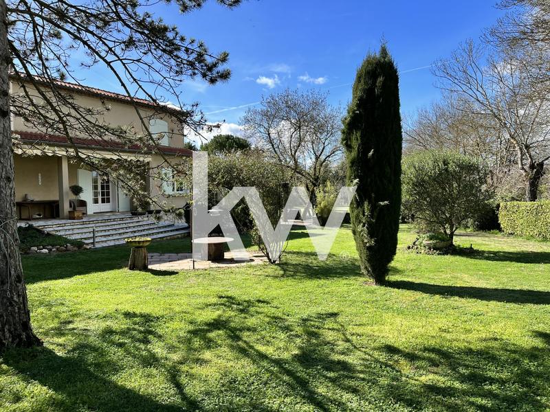 Maison de ville - 163 m² - 7 pièces