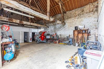 Immeuble - 2 736 m²