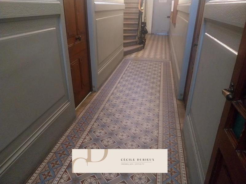 Appartement - 60 m² - 2 pièces