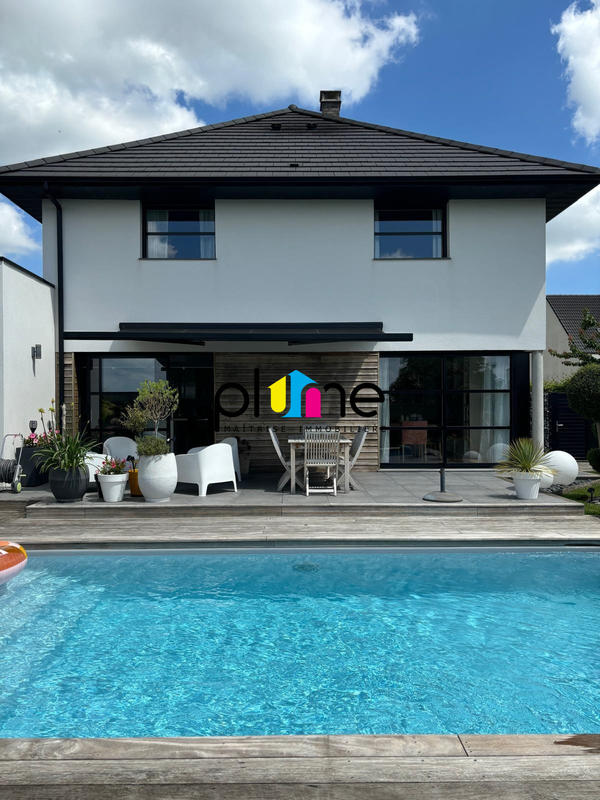 Maison contemporaine - 144 m² - 5 pièces