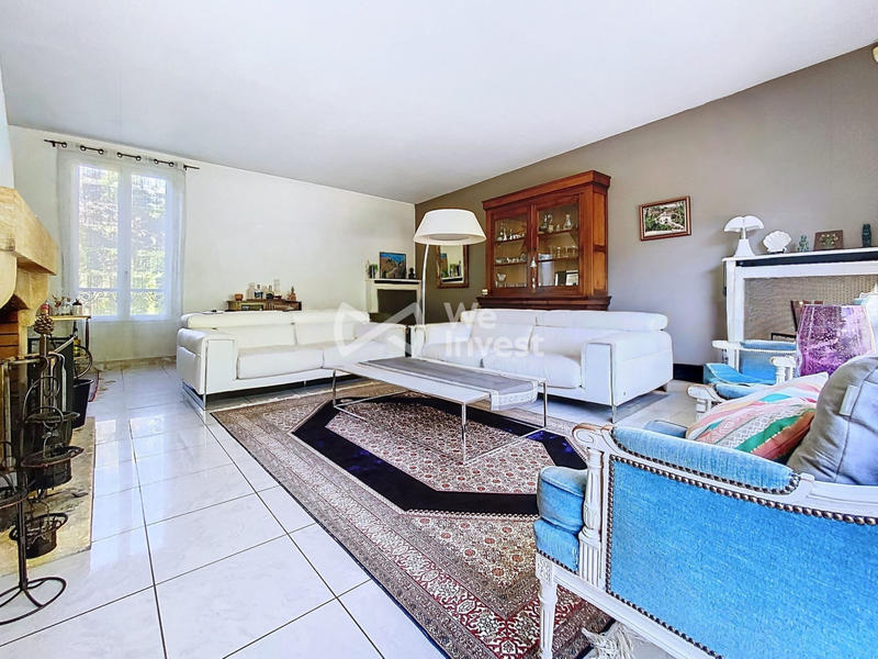 Maison - 183 m² - 10 pièces