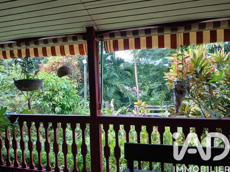 Maison - 194 m² - 9 pièces