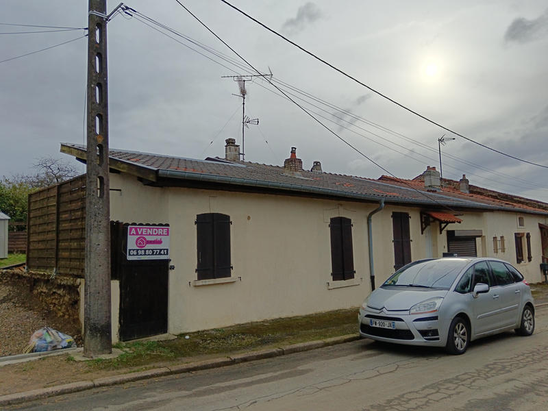 Maison de village - 90 m² - 4 pièces