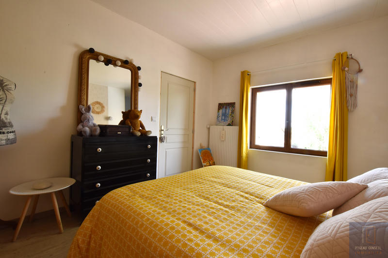 Maison - 92 m² - 5 pièces